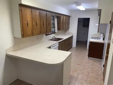 1 Susan Ln, Conway, AR 72032 photo 4