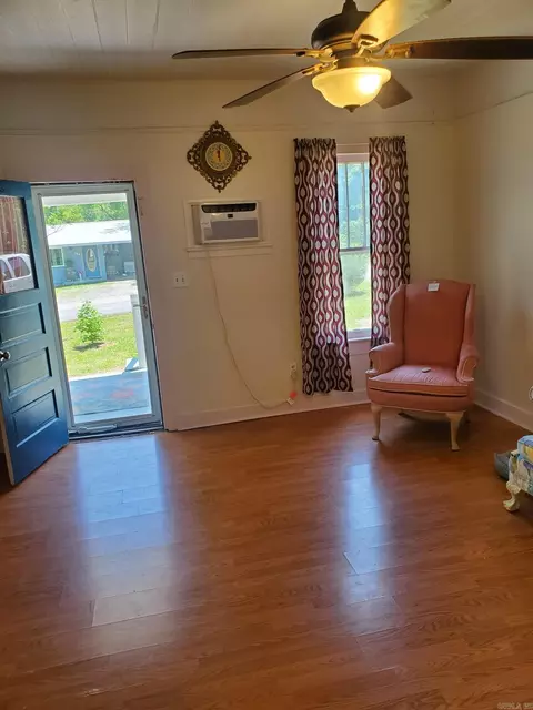 803 Pine Ave, Mena, AR 71953 photo 5