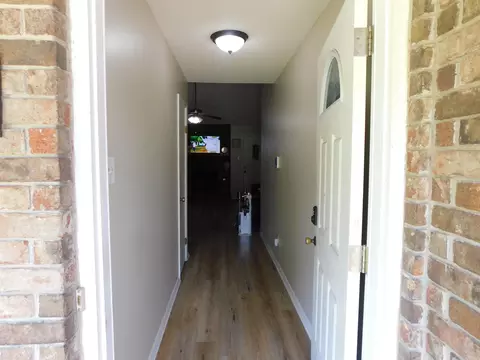 7708 Claybrook, Mabelvale, AR 72103 photo 3