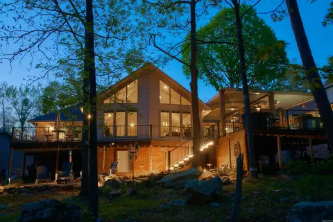 108 Eagle Shores Cir, Fairfield Bay, AR 72088