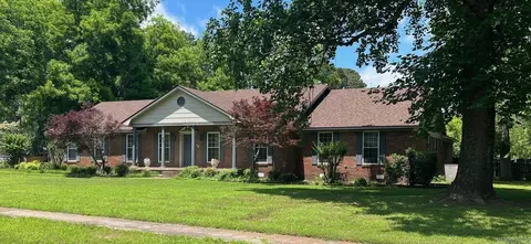 504 W College St, Beebe, AR 72012 photo 2