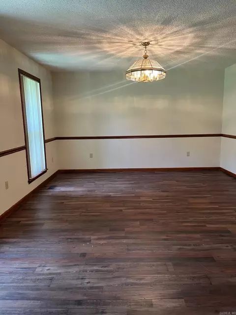 504 W College St, Beebe, AR 72012 photo 10