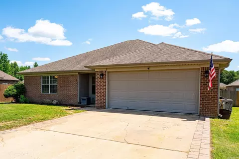 7 Ruby June St, Vilonia, AR 72173 photo 2