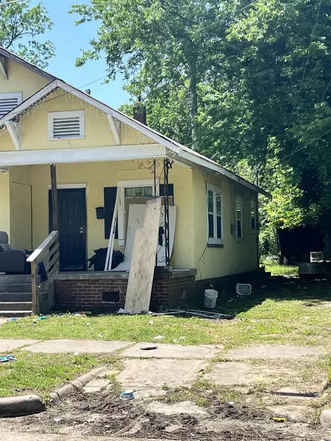 1304 S Oak St, Pine Bluff, AR 71603 photo 2