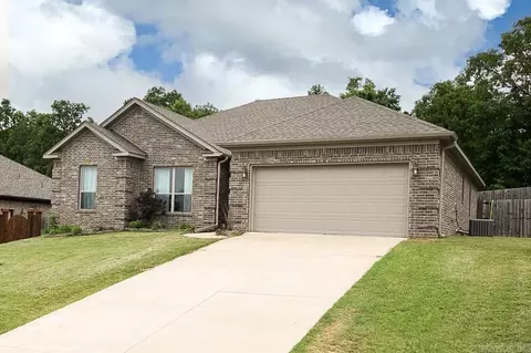 Exterior - 320 Austin Creek Dr, Austin, AR 72007 photo 2 of 5