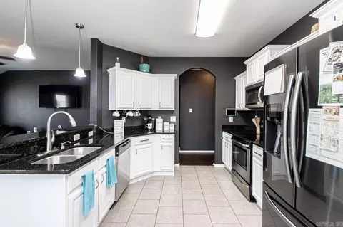 1205 Crossing Loop, Bryant, AR 72022 photo 8