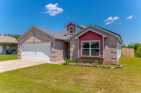 1205 Crossing Loop, Bryant, AR 72022 photo 2