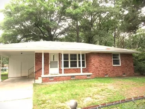 3608 E Lake Dr, Pine Bluff, AR 71603 photo 1