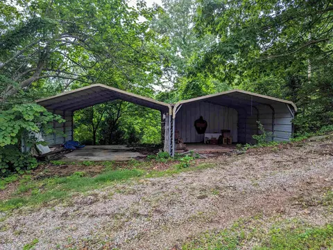 Exterior - 708 N Ridgeview Dr, Mountain View, AR 72560 photo 3 of 3