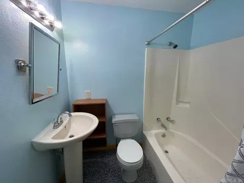 Bath - 107 Campbell Dr, Beebe, AR 72012 photo 1 of 2