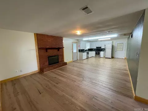 Living - 107 Campbell Dr, Beebe, AR 72012 photo 1 of 3
