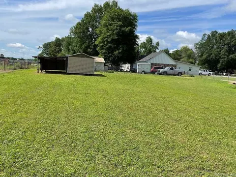 Exterior - 107 Campbell Dr, Beebe, AR 72012 photo 3 of 4