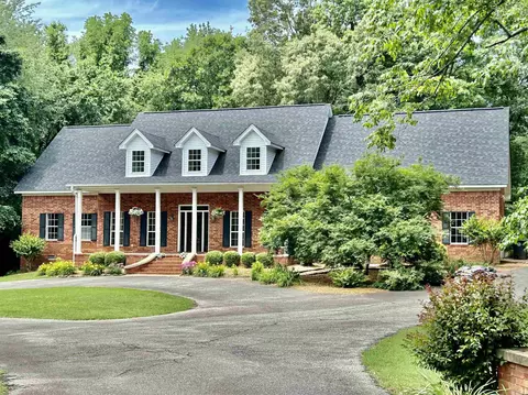 15 Robinwood, Searcy, AR 72143