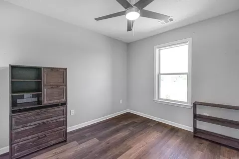 Bedroom - 124 Greg Sneed Dr, Quitman, AR 72131 photo 2 of 3