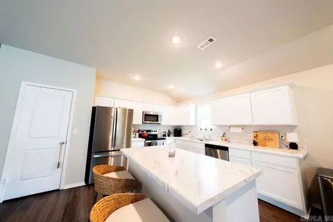 Kitchen - 61 Dunnaway Dr, Austin, AR 72007 photo 1 of 1