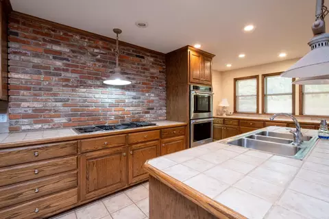 1618 Lenore Dr, Benton, AR 72019 photo 23