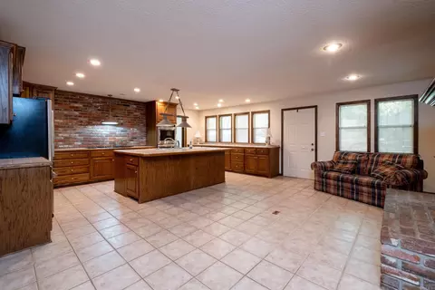 1618 Lenore Dr, Benton, AR 72019 photo 16