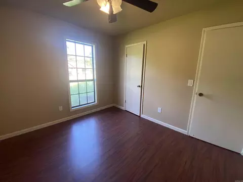 Bedroom - 36 Windfield Cir, Trumann, AR 72472 photo 3 of 5
