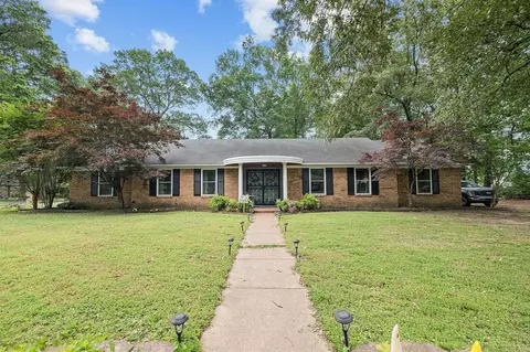 1 Choctaw Dr, Searcy, AR 72143