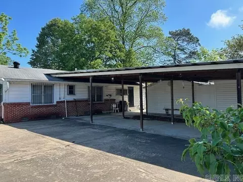 712 Normandy St, Benton, AR 72015 photo 1