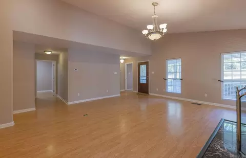 Living - 3040 Sparks Rd, Alexander, AR 72002 photo 4 of 7