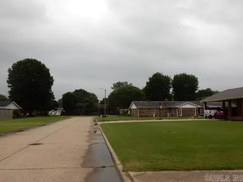 905 Alcott St, Kennett, MO 63857 photo 18