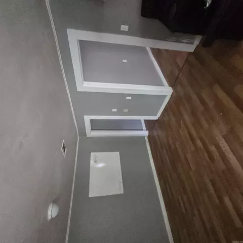 Entry Way - 1808 E 6th Ave, Pine Bluff, AR 71601 photo 2 of 3