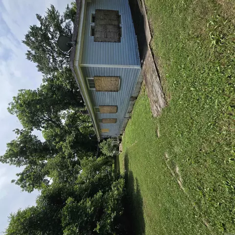 Exterior - 1808 E 6th Ave, Pine Bluff, AR 71601 photo 2 of 2