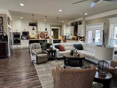 Living - 164 Madison Ln, Austin, AR 72007 photo 3 of 4