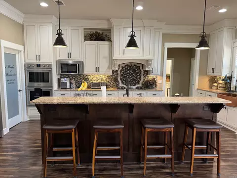 Kitchen - 164 Madison Ln, Austin, AR 72007 photo 3 of 8