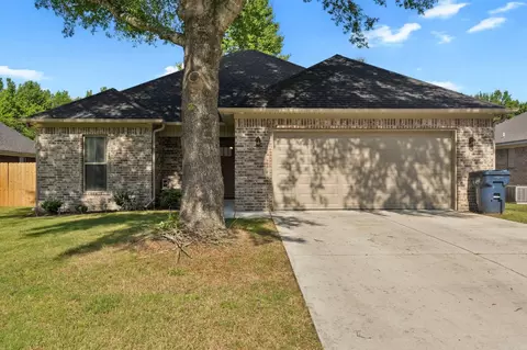 Exterior - 12 Thomas Cir, Greenbrier, AR 72058 photo 2 of 13