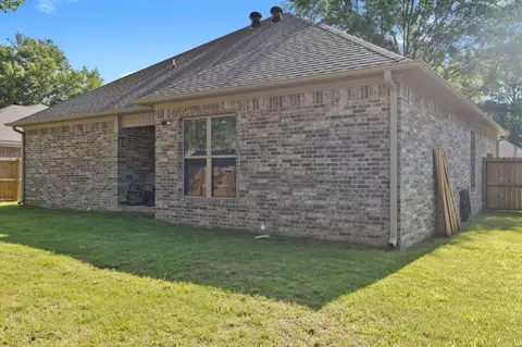 Exterior - 12 Thomas Cir, Greenbrier, AR 72058 photo 8 of 13