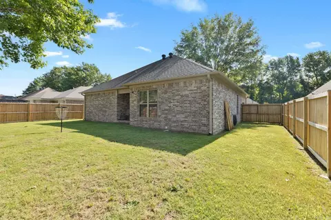 Exterior - 12 Thomas Cir, Greenbrier, AR 72058 photo 9 of 13
