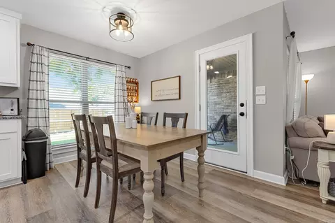 Dining - 12 Thomas Cir, Greenbrier, AR 72058 photo 2 of 3