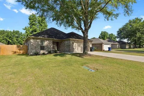 Exterior - 12 Thomas Cir, Greenbrier, AR 72058 photo 10 of 13