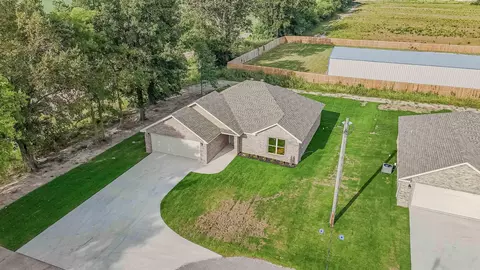 401 Arrowhead Rd, Trumann, AR 72472 photo 2