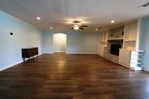 Living - 1616 E Hwy 89, Cabot, AR 72023 photo 1 of 8