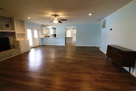 Living - 1616 E Hwy 89, Cabot, AR 72023 photo 2 of 8