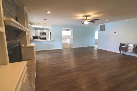 Living - 1616 E Hwy 89, Cabot, AR 72023 photo 4 of 8
