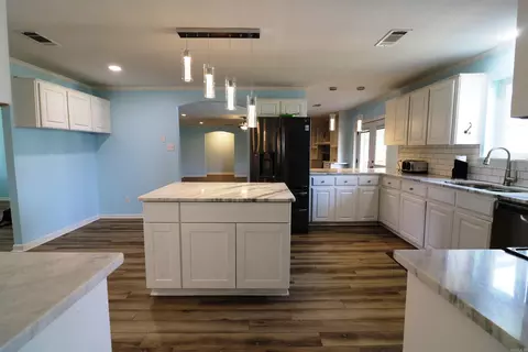 Kitchen - 1616 E Hwy 89, Cabot, AR 72023 photo 2 of 8