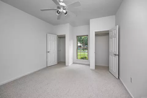 327 Locust St, Conway, AR 72034 photo 18
