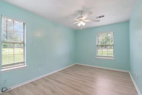 Bedroom - 10 Pintail Dr, Conway, AR 72032 photo 3 of 3