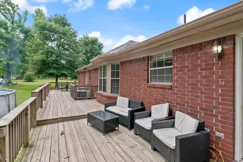Exterior - 10 Pintail Dr, Conway, AR 72032 photo 6 of 10