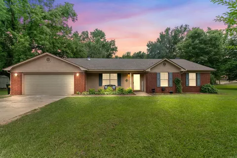 Exterior - 10 Pintail Dr, Conway, AR 72032 photo 1 of 10