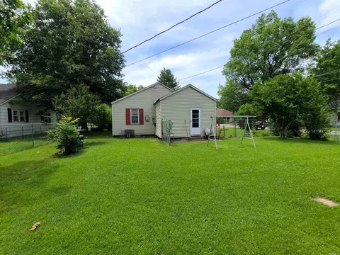 513 E Jackson, Piggott, AR 72454 photo 6