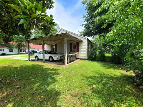 513 E Jackson, Piggott, AR 72454 photo 3
