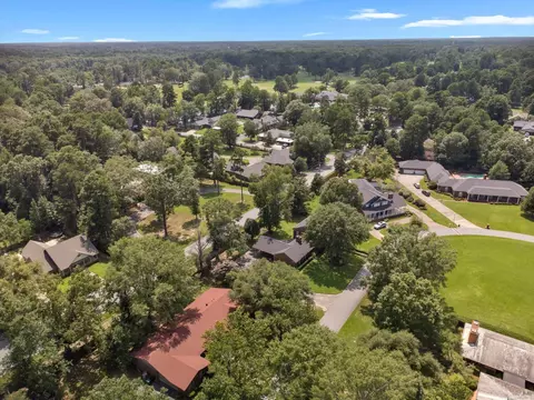 8 Elmwood Cir, Pine Bluff, AR 71603 photo 6