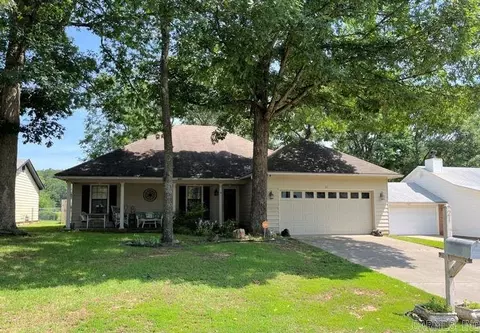 21 Silverleaf Ct, Little Rock, AR 72210