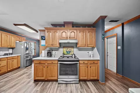 Kitchen - 1791 Forbus Rd, Lonoke, AR 72086 photo 4 of 5