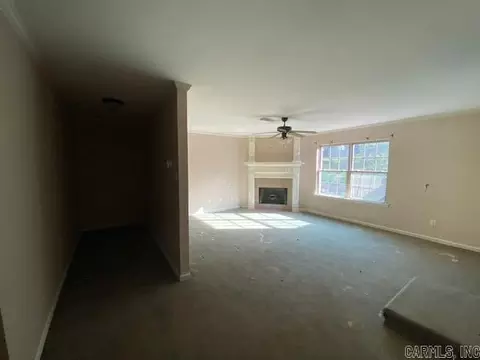 Living - 1300 Fern Creek Dr, Benton, AR 72015 photo 2 of 2